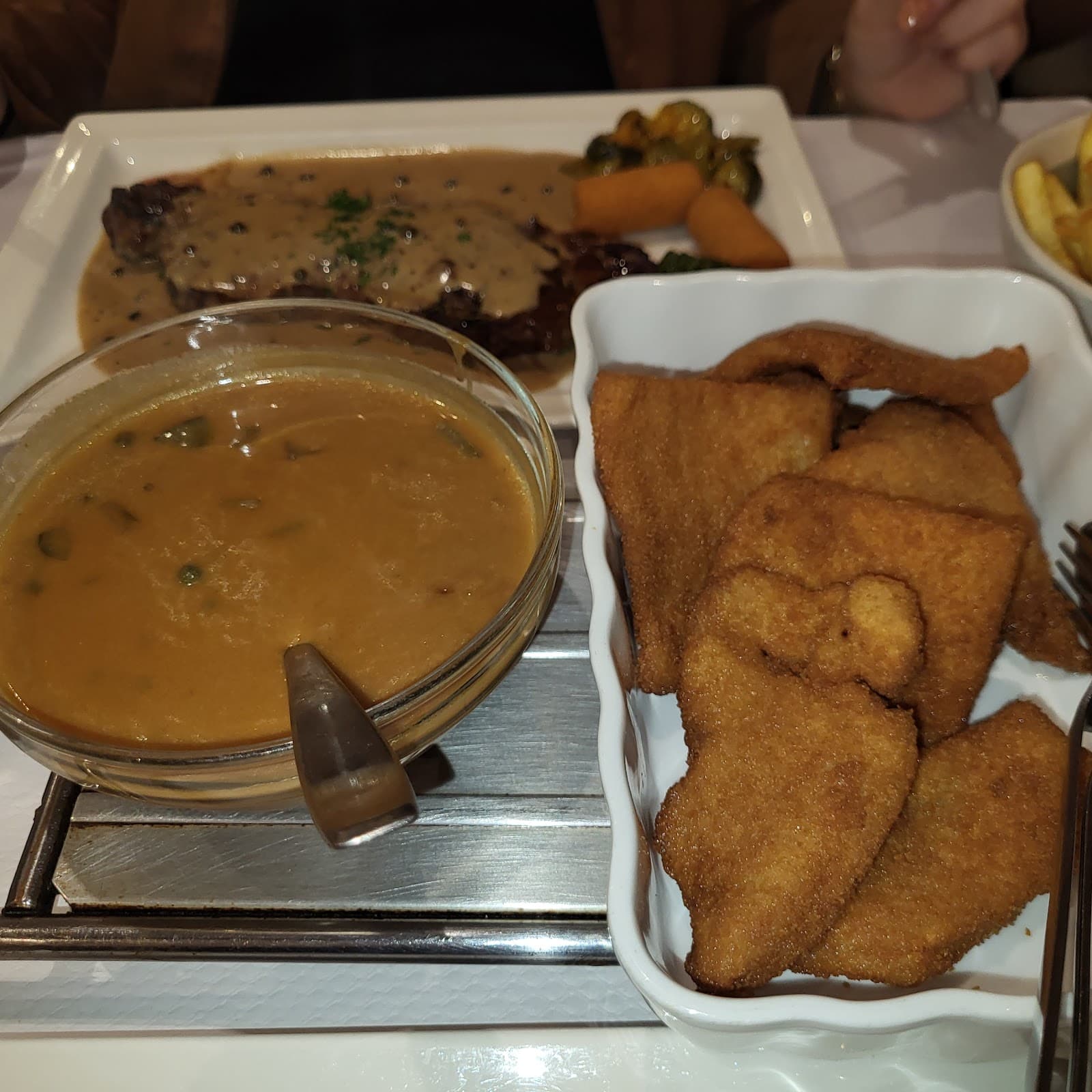 Restaurant Um Grill — salle